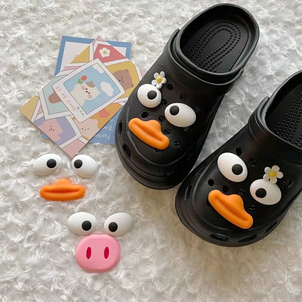 crocs jibbitz little weird duck pig pig eyes mouth nose expression