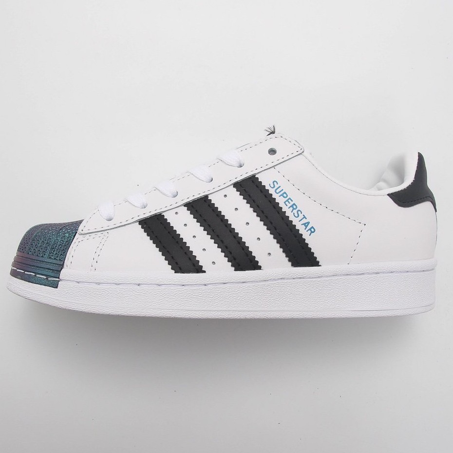 superstar black and white