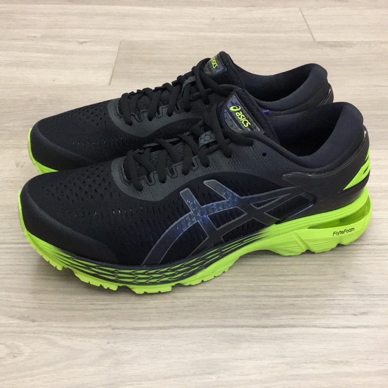 gel kayano 25 flat feet