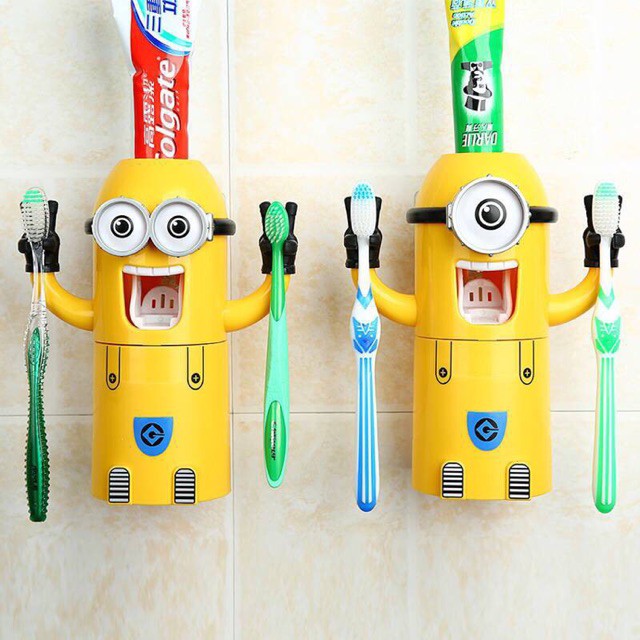 minion brushing teeth