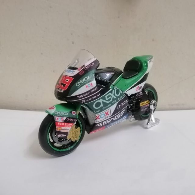 custom diecast