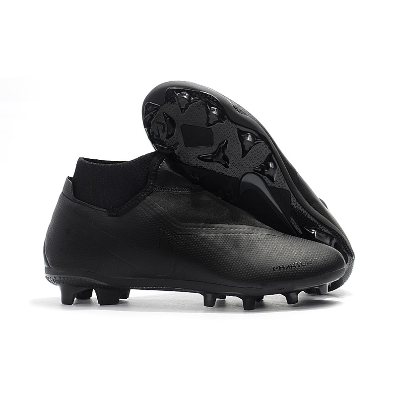 Nike Phantom Vision Academy Dynamic Fit IC Indoor Court .