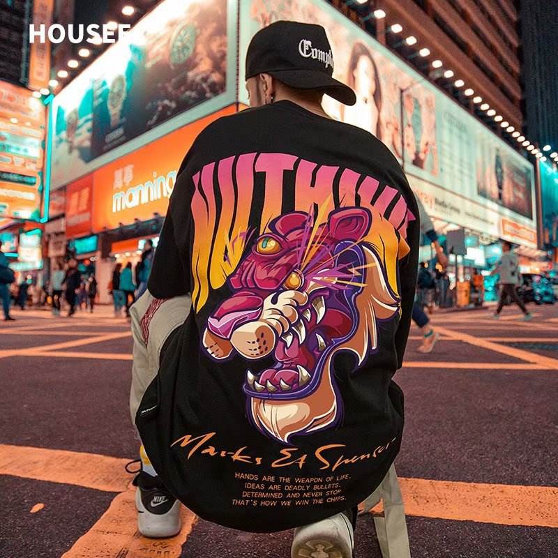 streetwear graphic t shirt