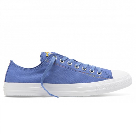 blue and white chuck taylors