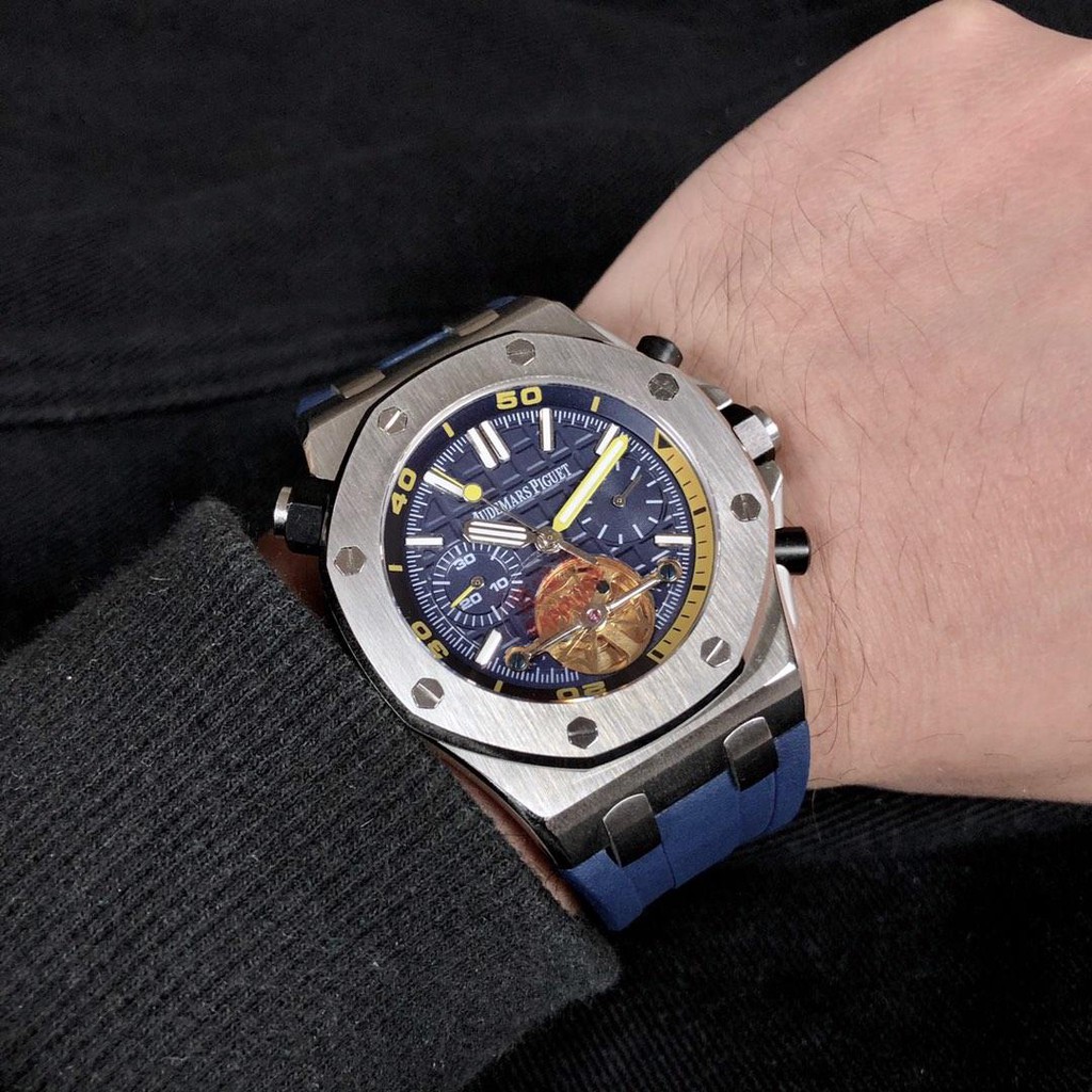 ap men's watch