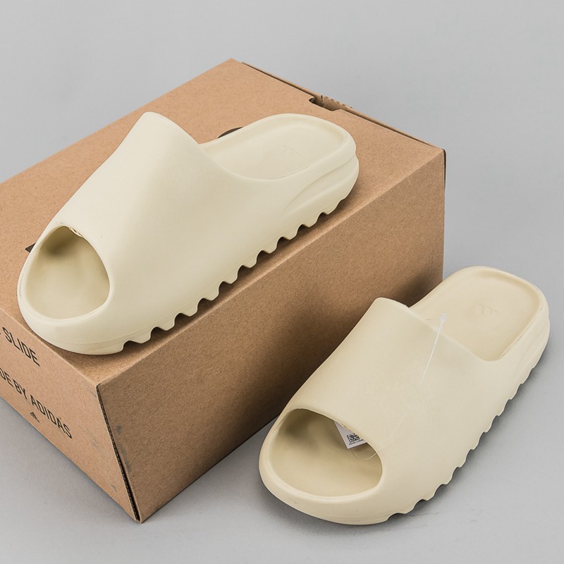 yeezy slide earth Mens Fashion Carousell Singapore