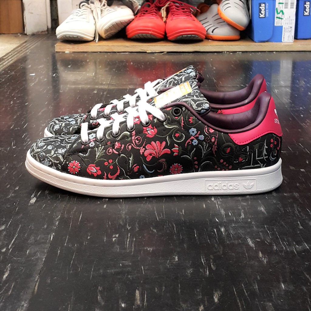 stan smith floral pink