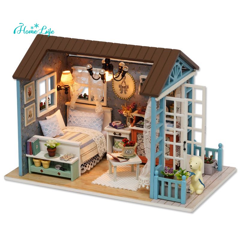 small wooden house toy