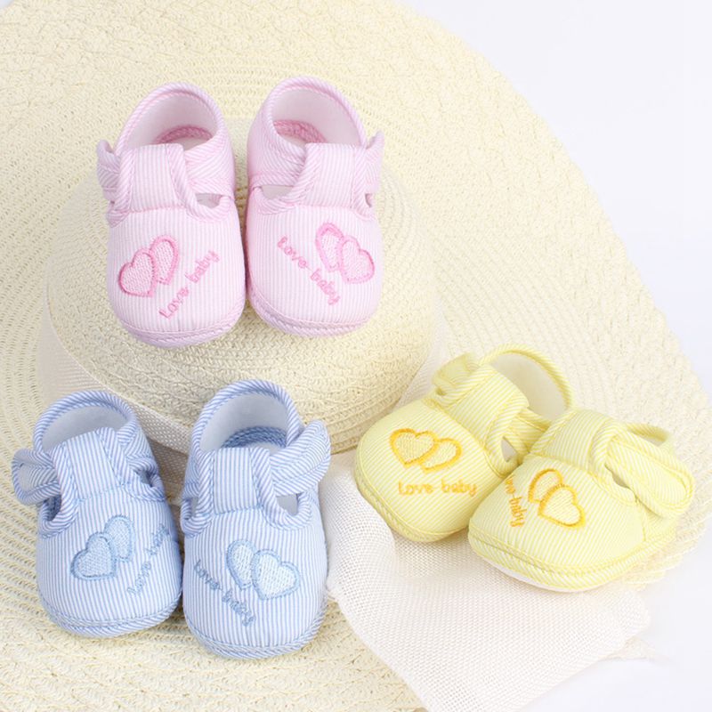 1 month baby shoes