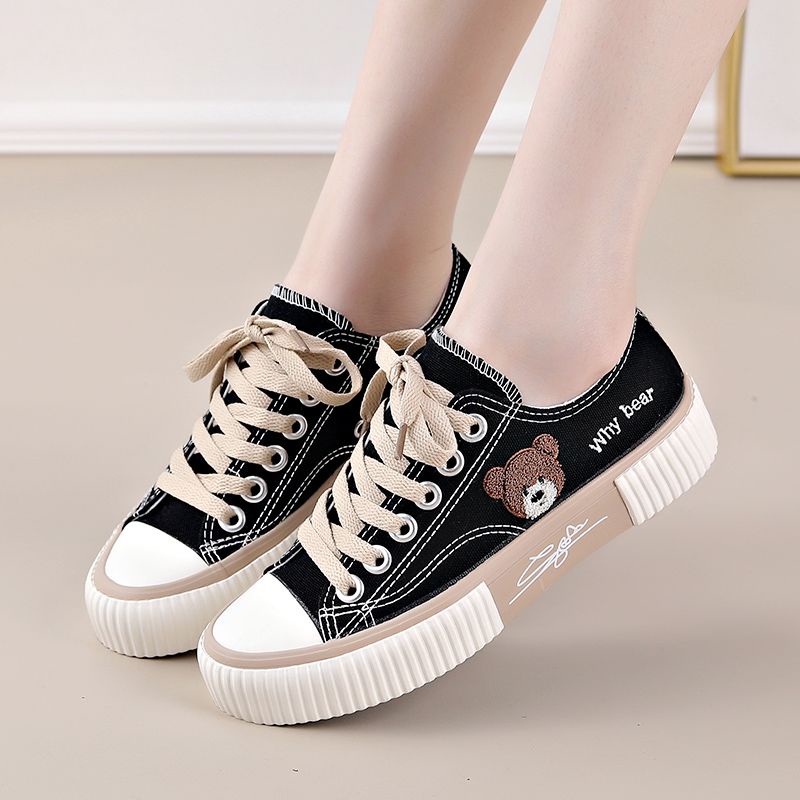 stylish shoes for teenage girl