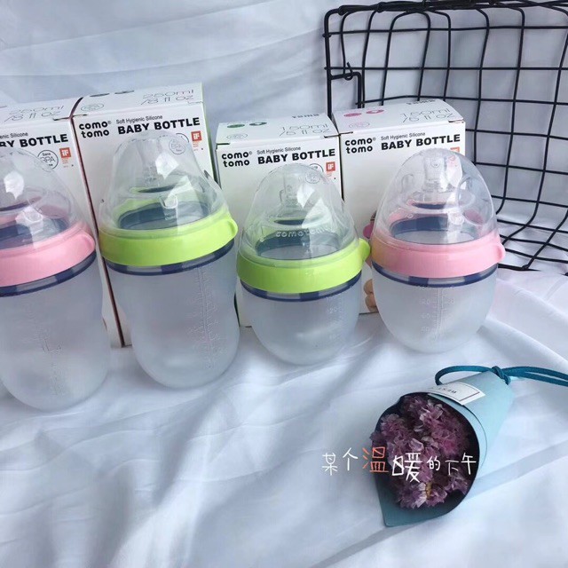 comotomo blue bottles