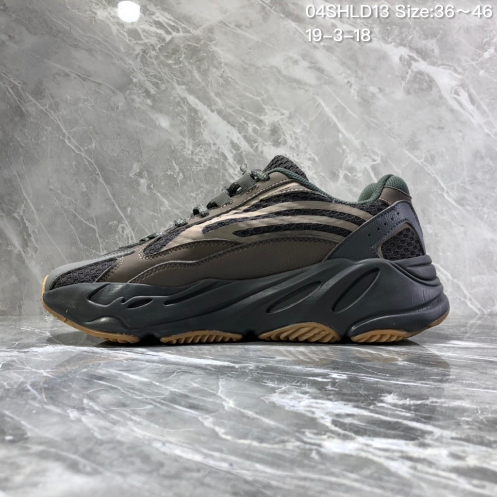 adidas yeezy boost 700 grade school