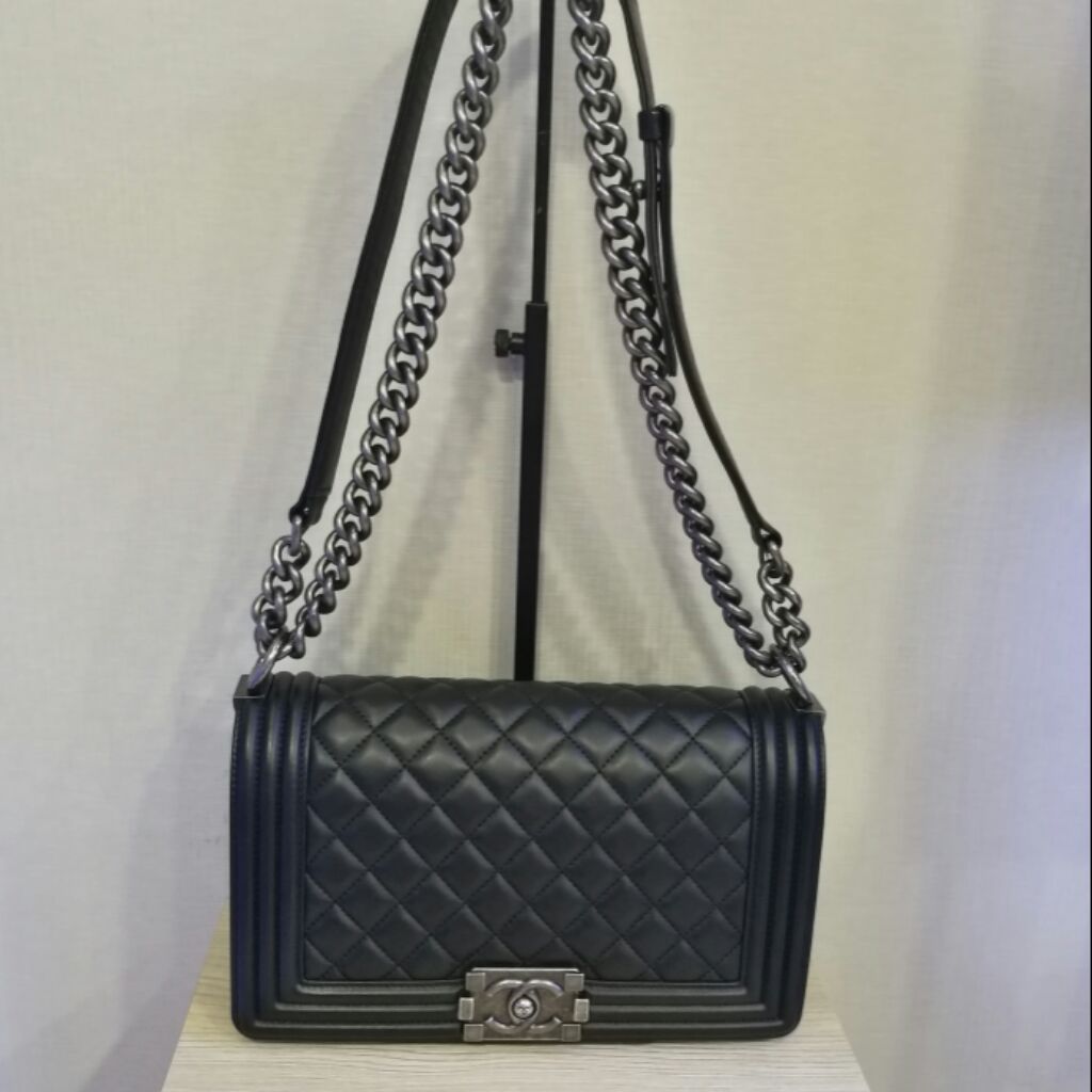 chanel boy bag singapore