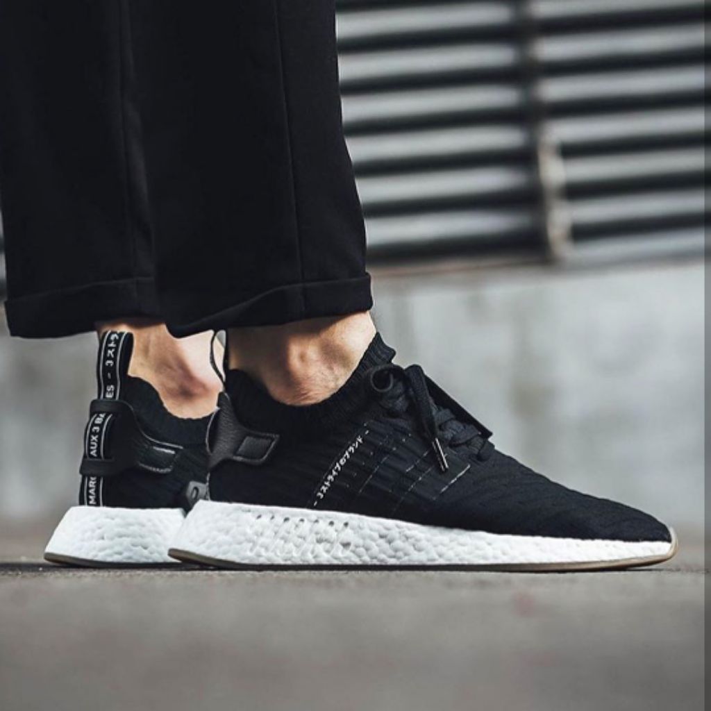 adidas originals men's nmd_r2 pk running shoe