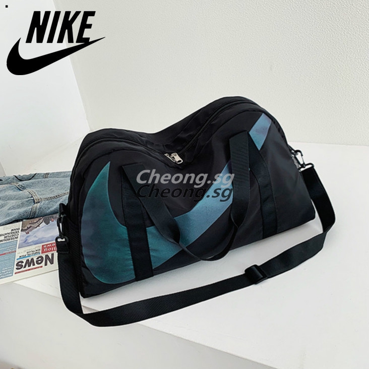large nike sports bag