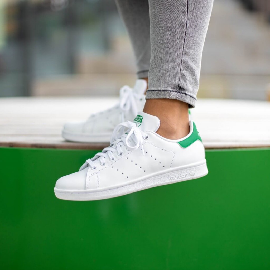 stan smith j white