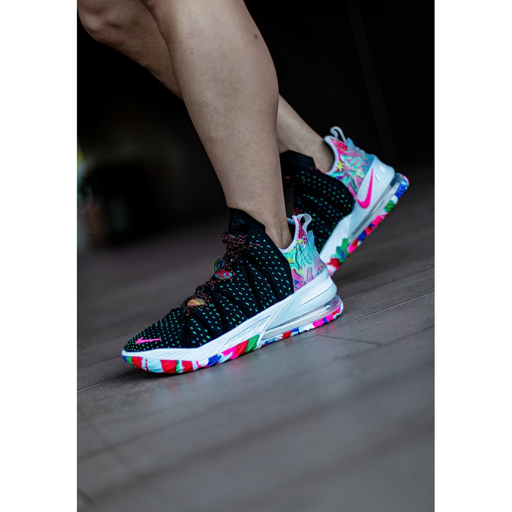lebron 18 black and pink