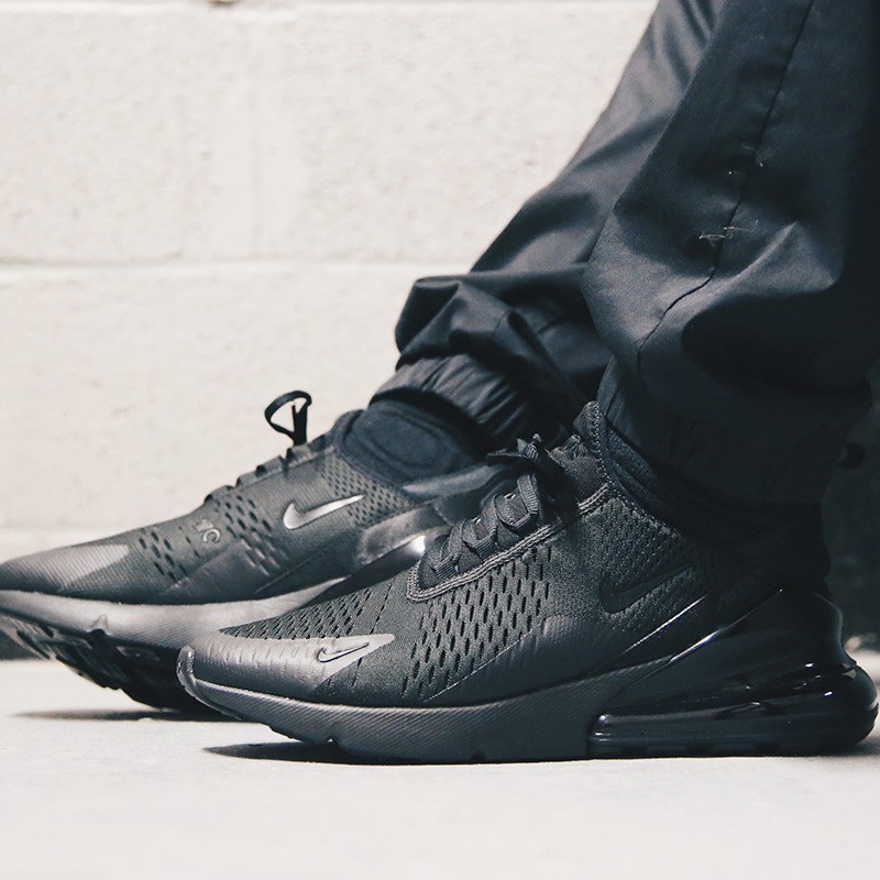 air max 270 triple black