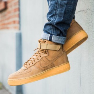 nike lv8 flax