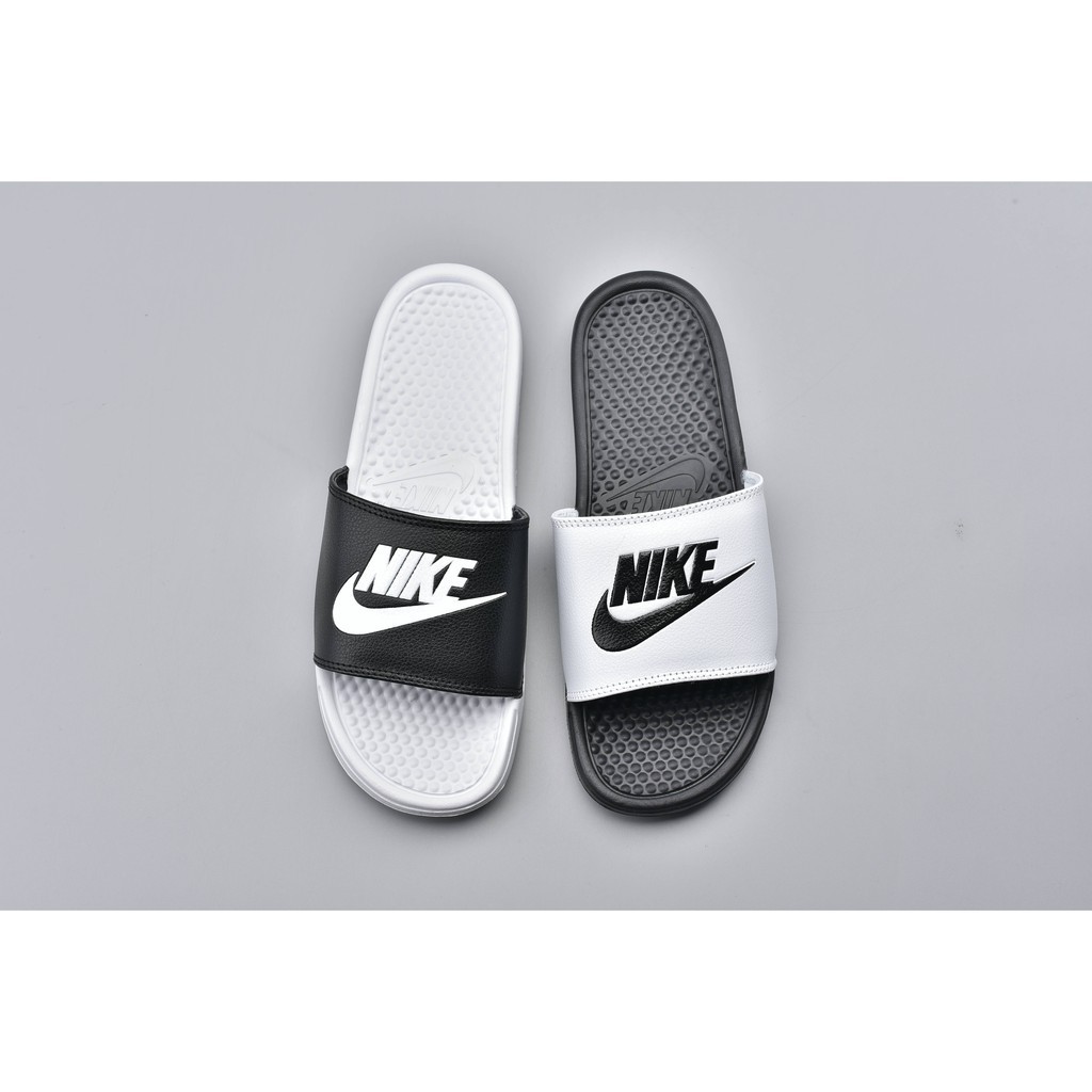 nike sandals black and white