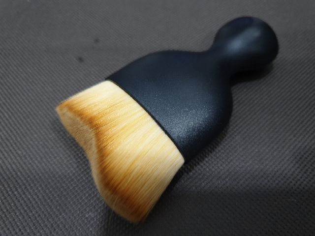 bg