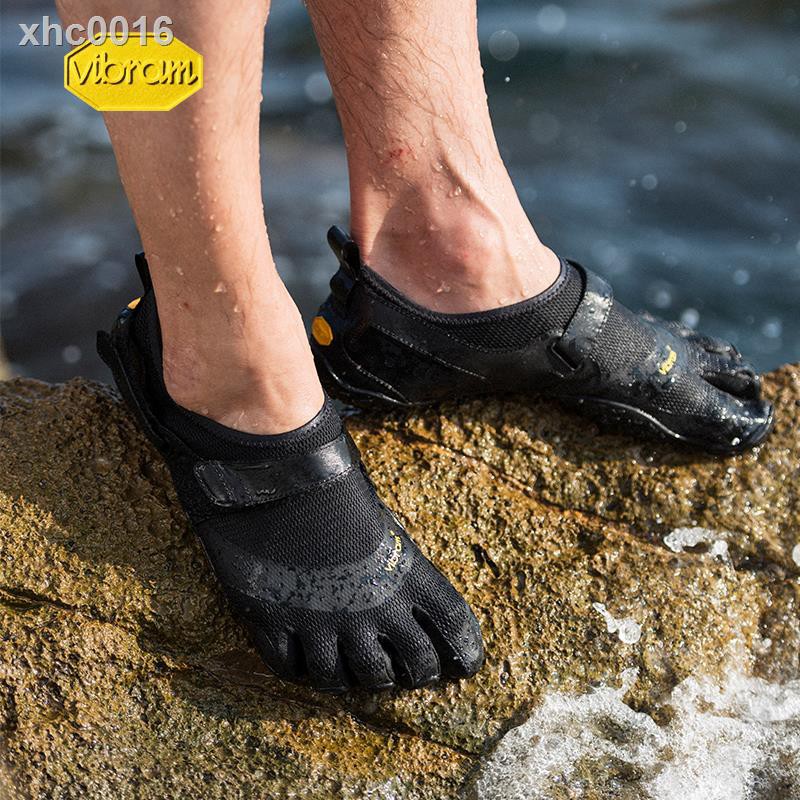 vibram beach shoes