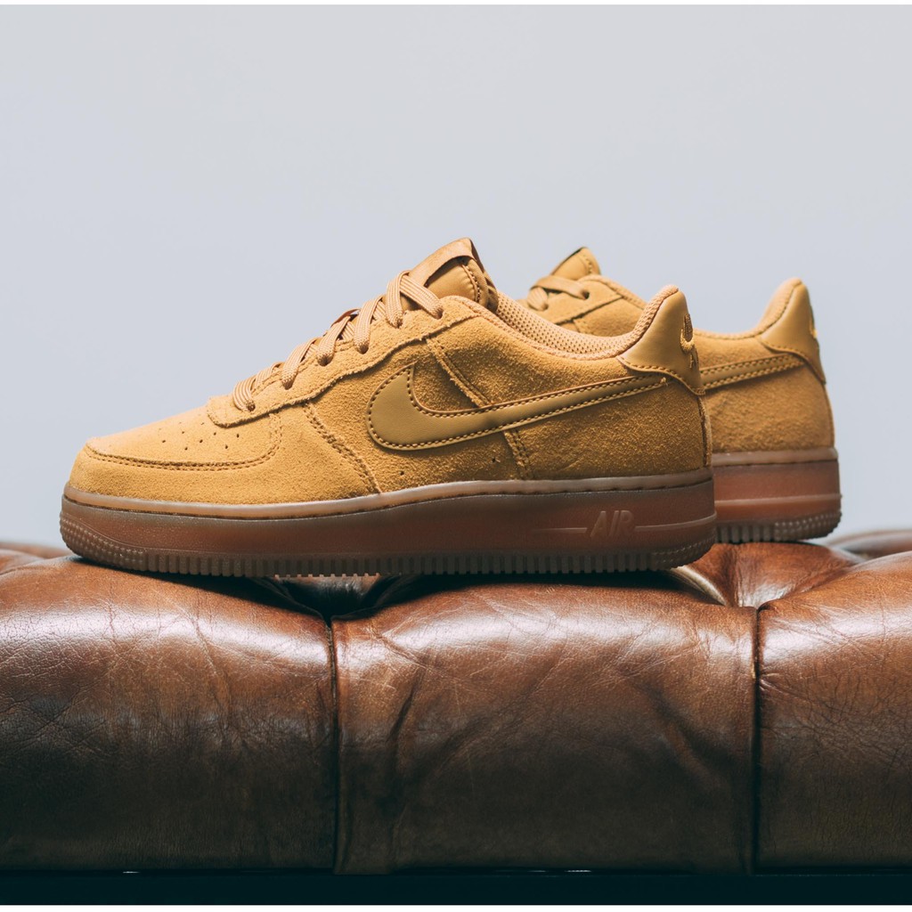 air force 1 lv8 size 9