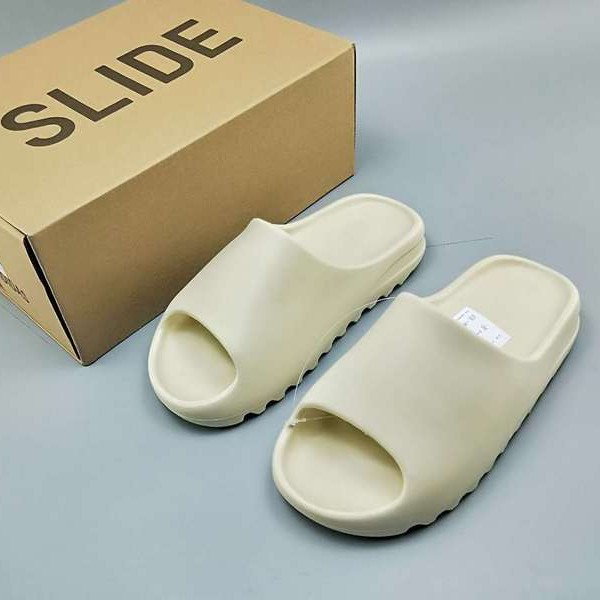 yeezy slippers adidas