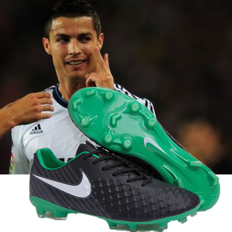 nike indoor soccer shoes for men