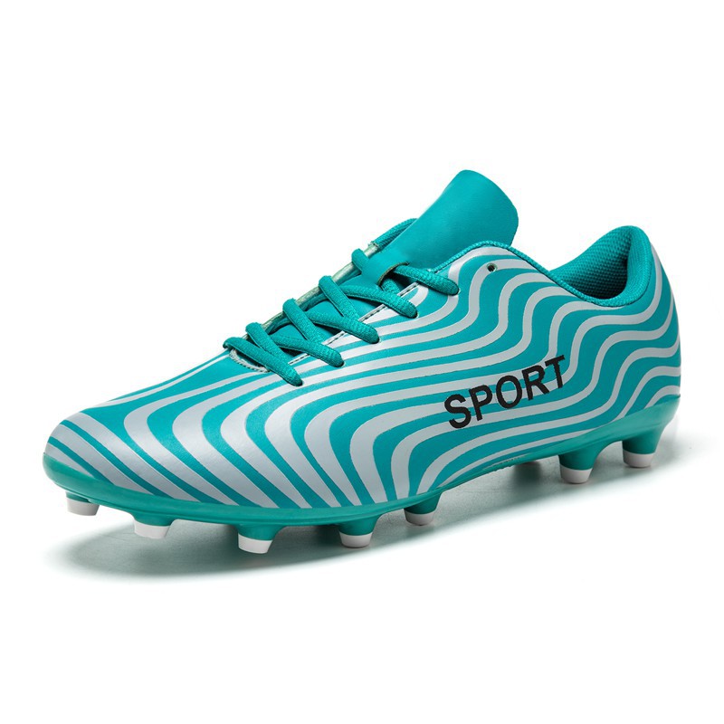 spike shoes for football