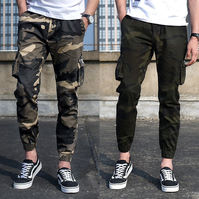 camouflage joggers mens outfit