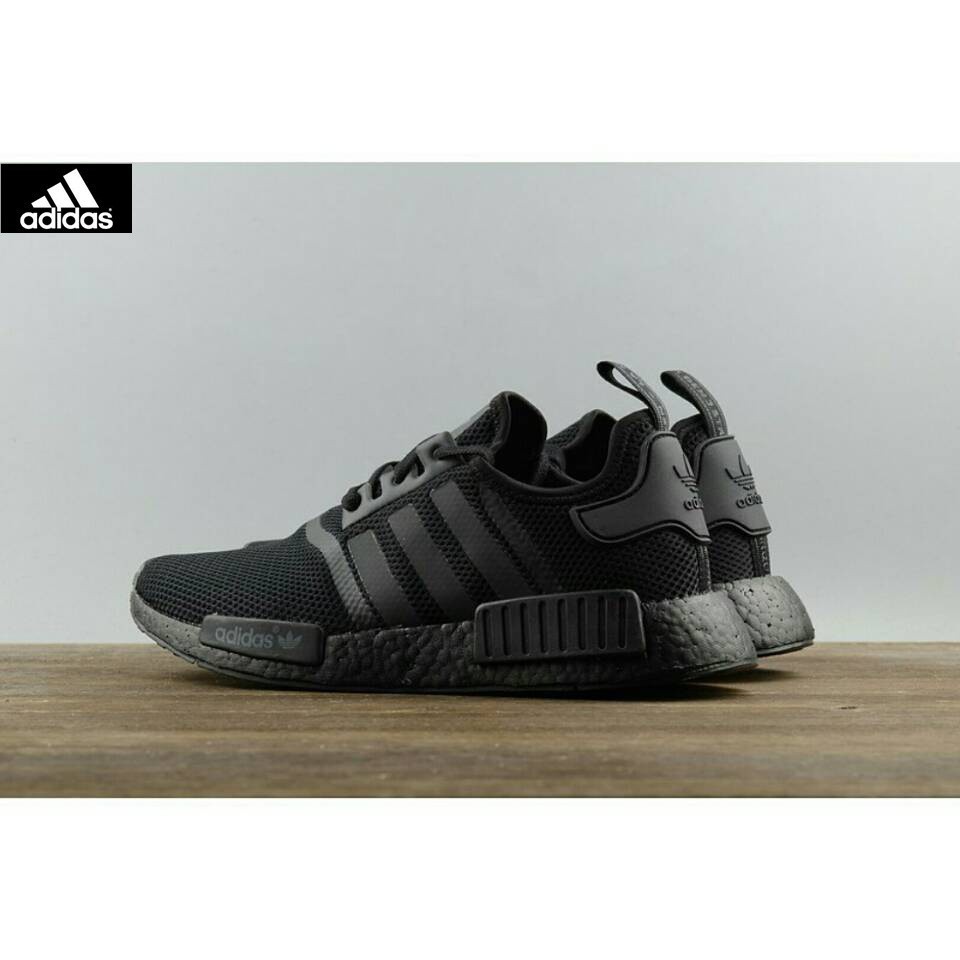 addidas nmd all black