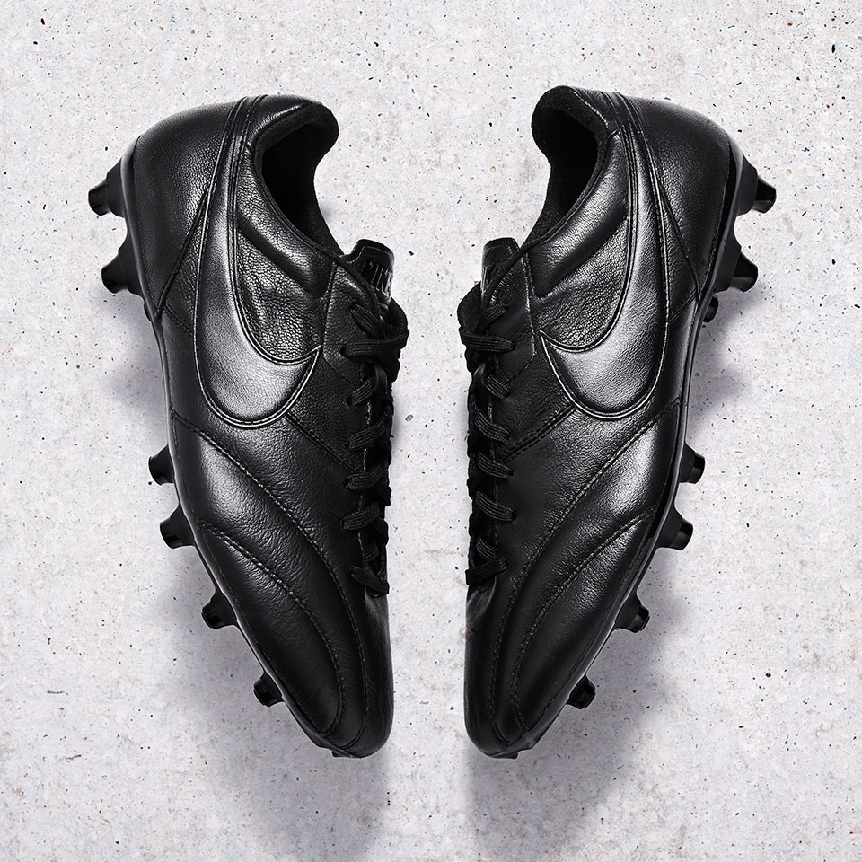 Nike PHANTOM VSN C Football Shoes For Men Flipkart
