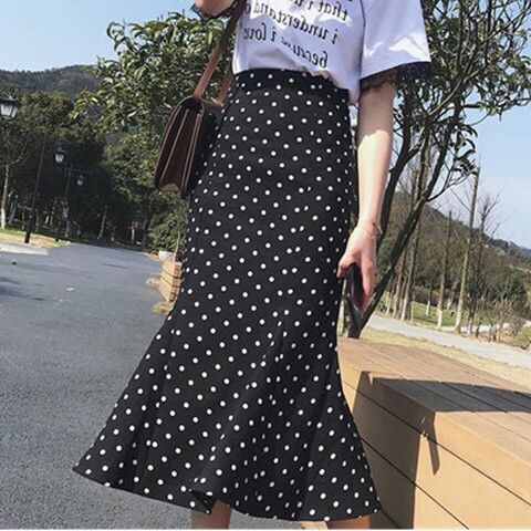 a line skirt black