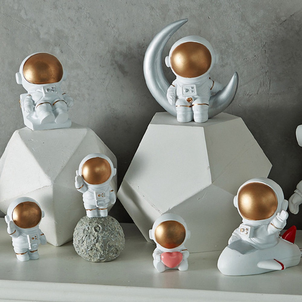 Spaceman Statue Kids Boys Living Room Bedroom Decor ...