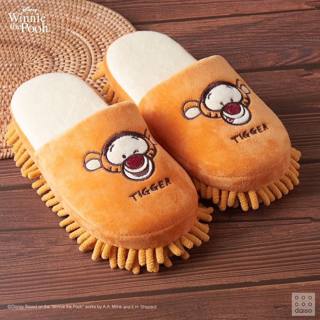 DAISO KOREA X Disney Winnie the Pooh & Tigger Character Microfiber