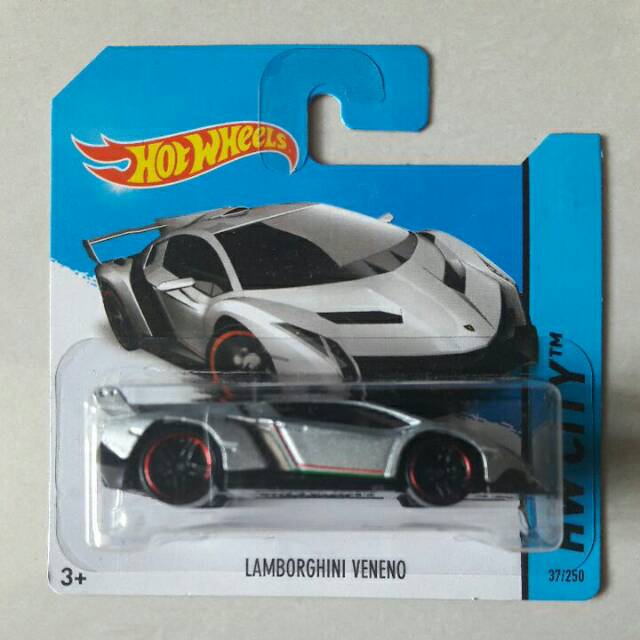 Hotwheels Lambhini Veneno Silver Short Card Singapore