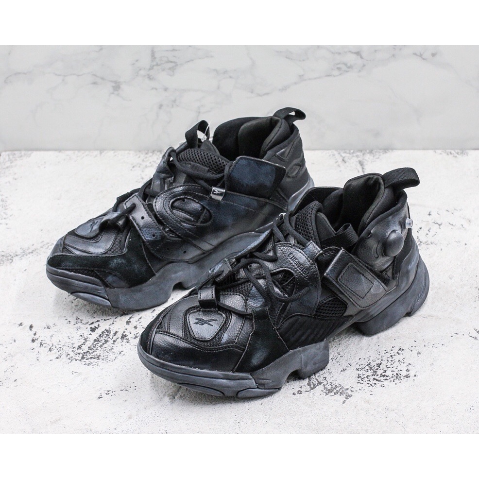 vetements genetically modified pump