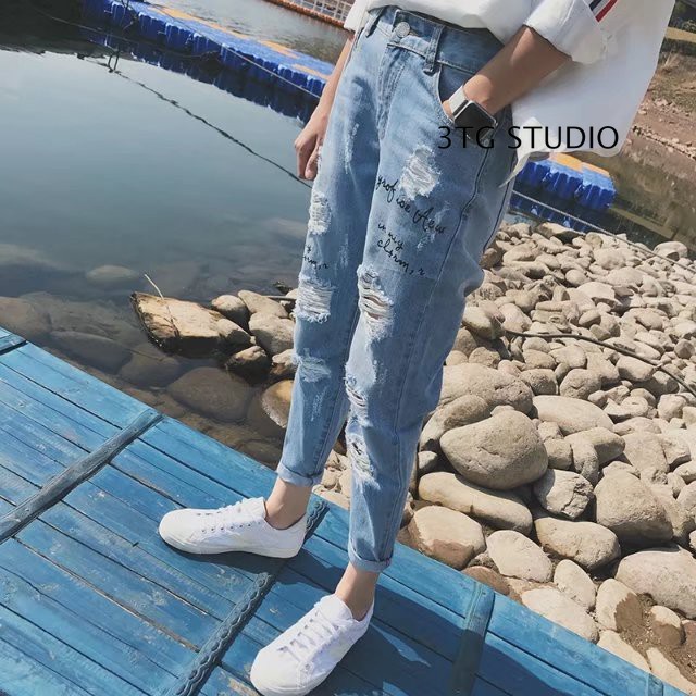 hot guys in ripped jeans