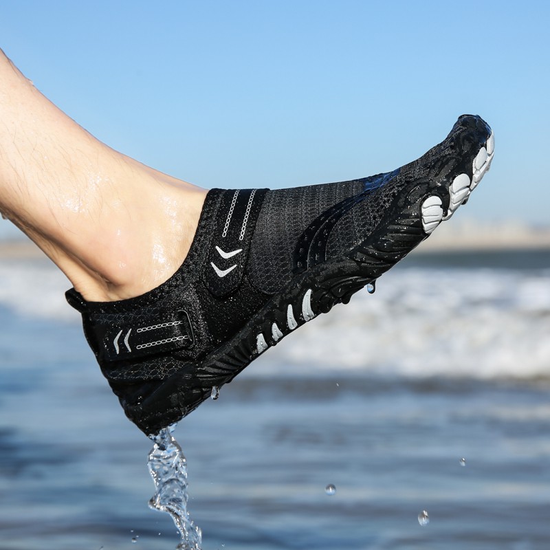 five toe water shoes