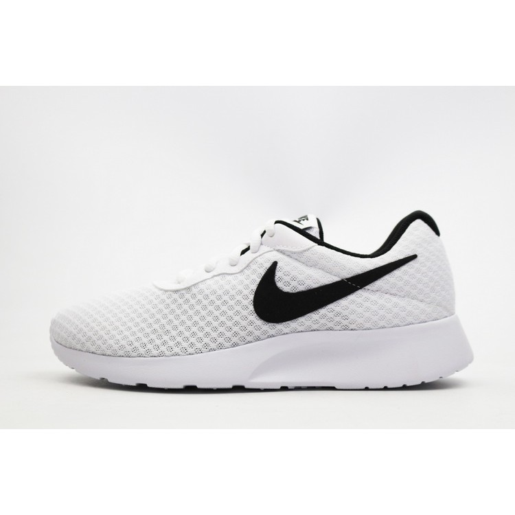 nike tanjun casual sneakers