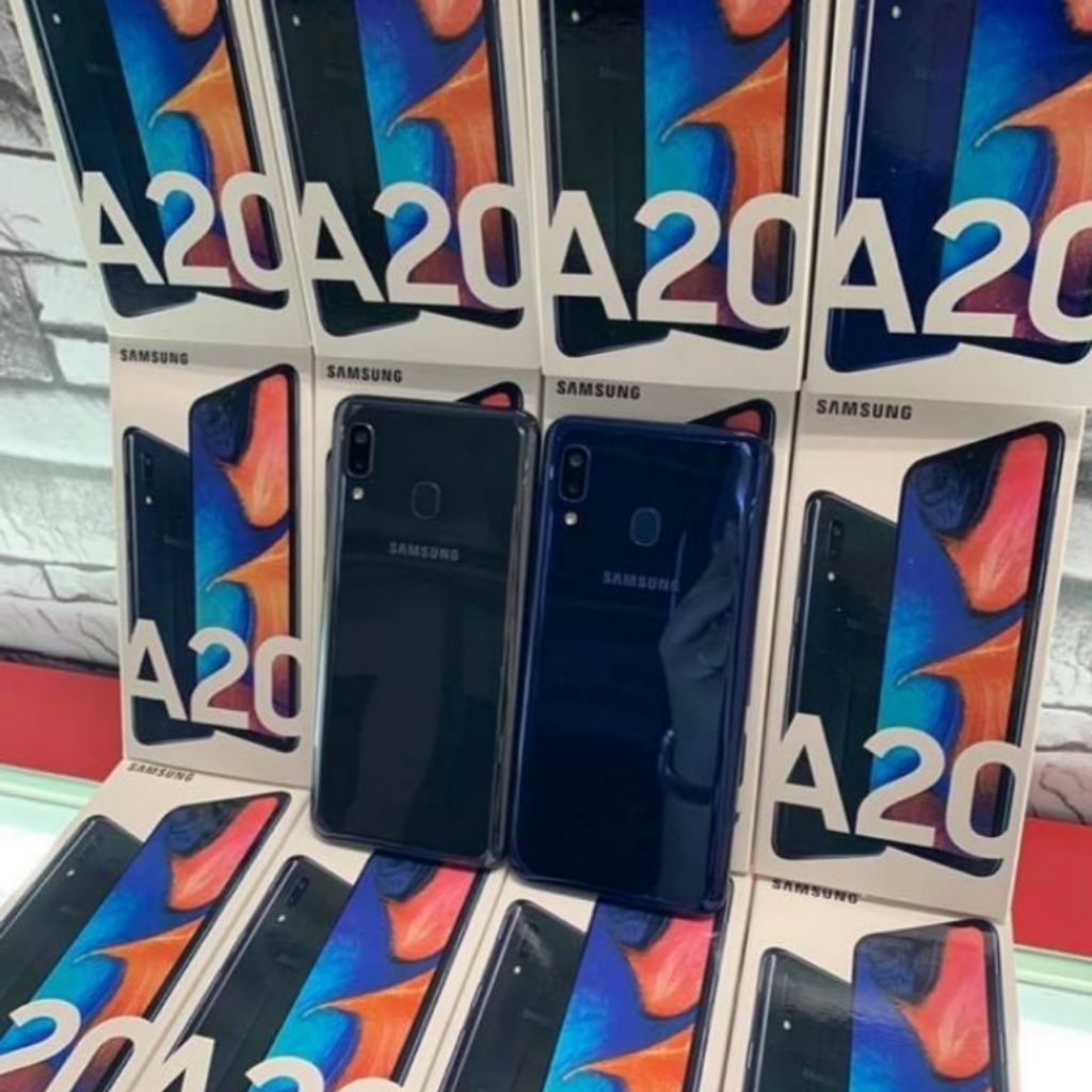 samsung galaxy a20 at game store