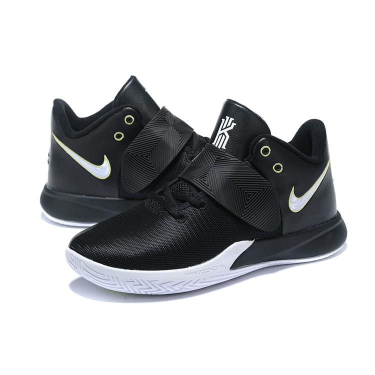 kyrie flytrap white black