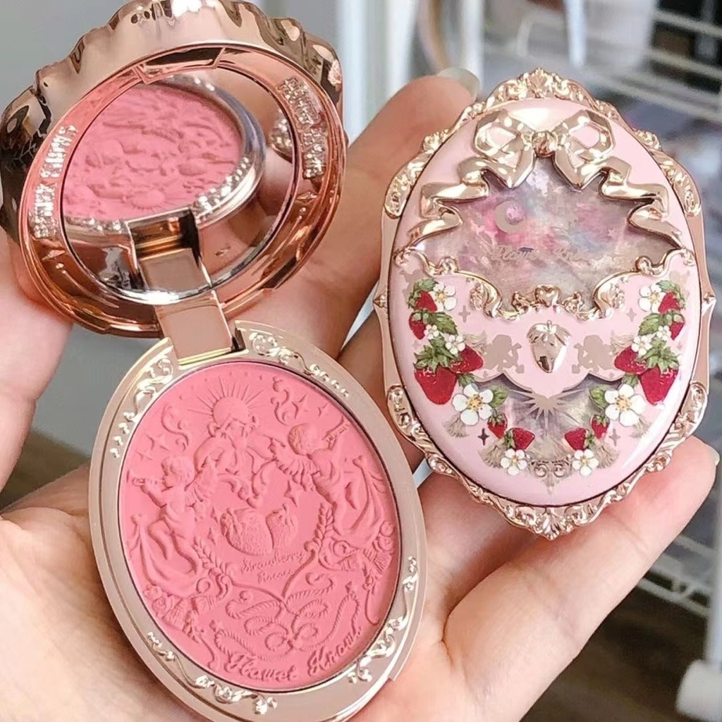 Flower Knows Strawberry Rococo Embossed Blush 花知晓草莓洛可可浮雕腮红 Color
