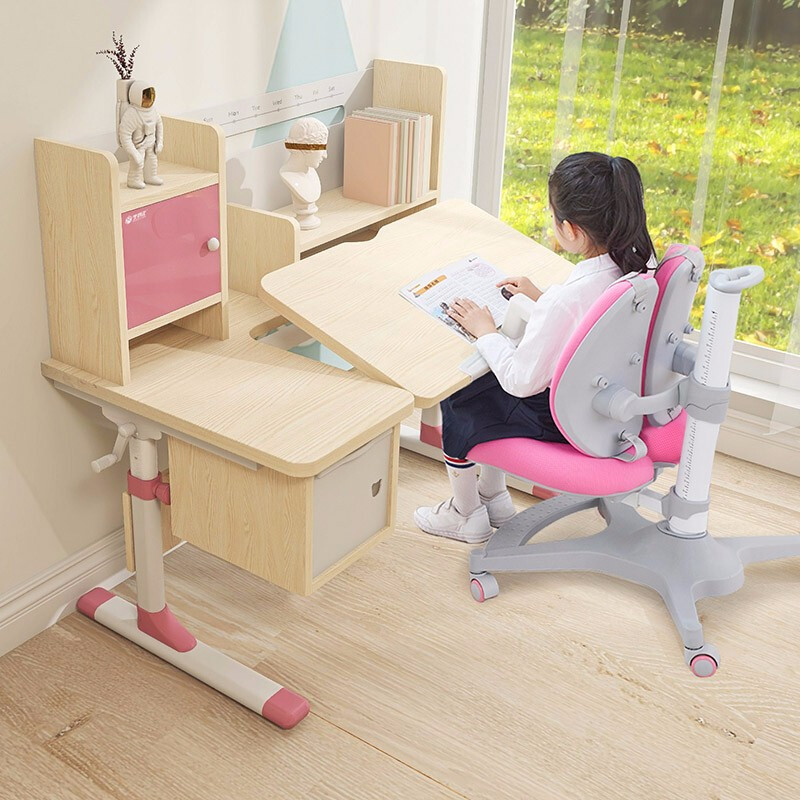 childrens desk and chair set