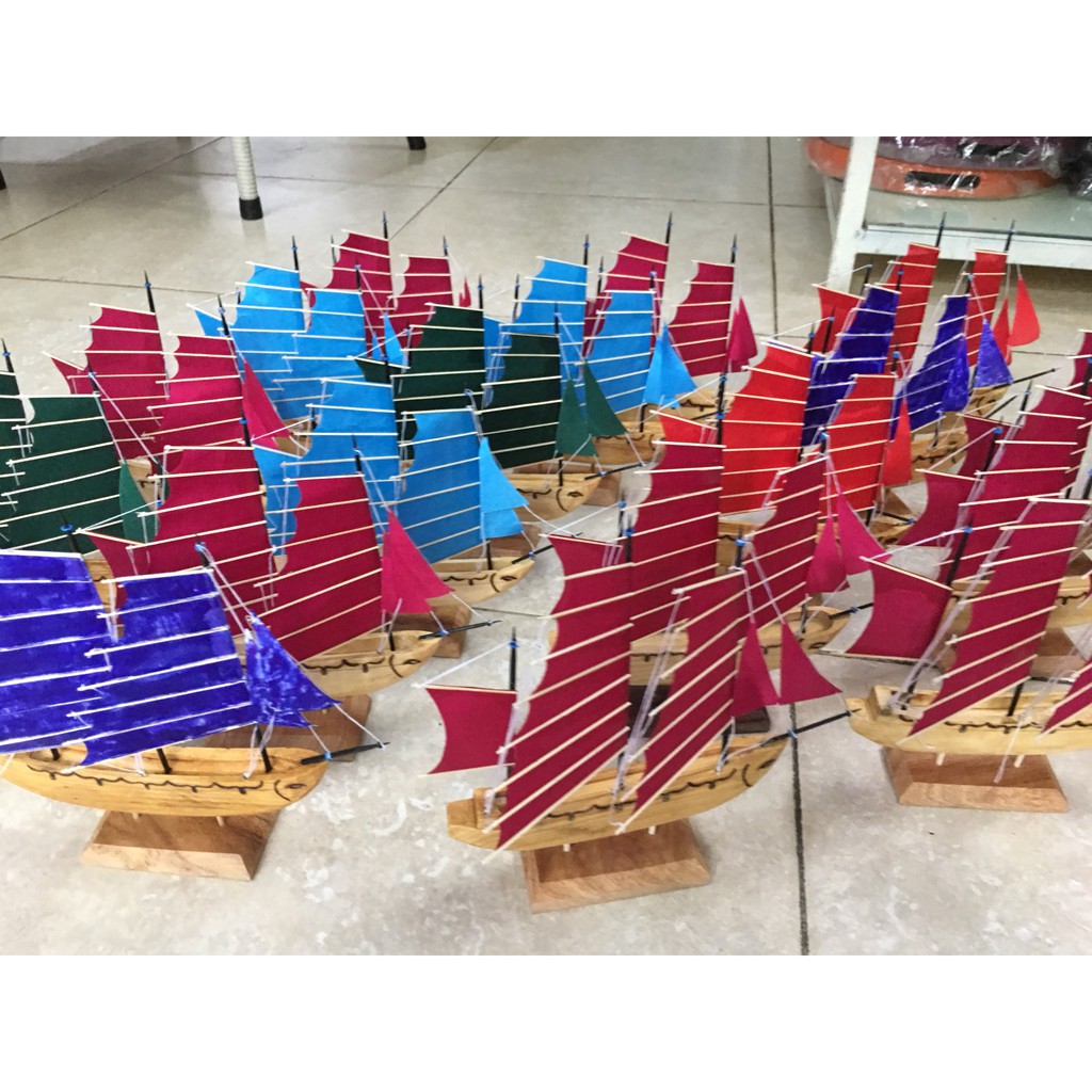 Ha Long Boat Model - Small dragon boat model 20cm MNV-TB16/20 | Shopee ...