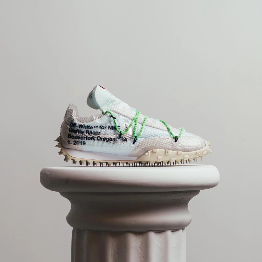 nike waffle spikes