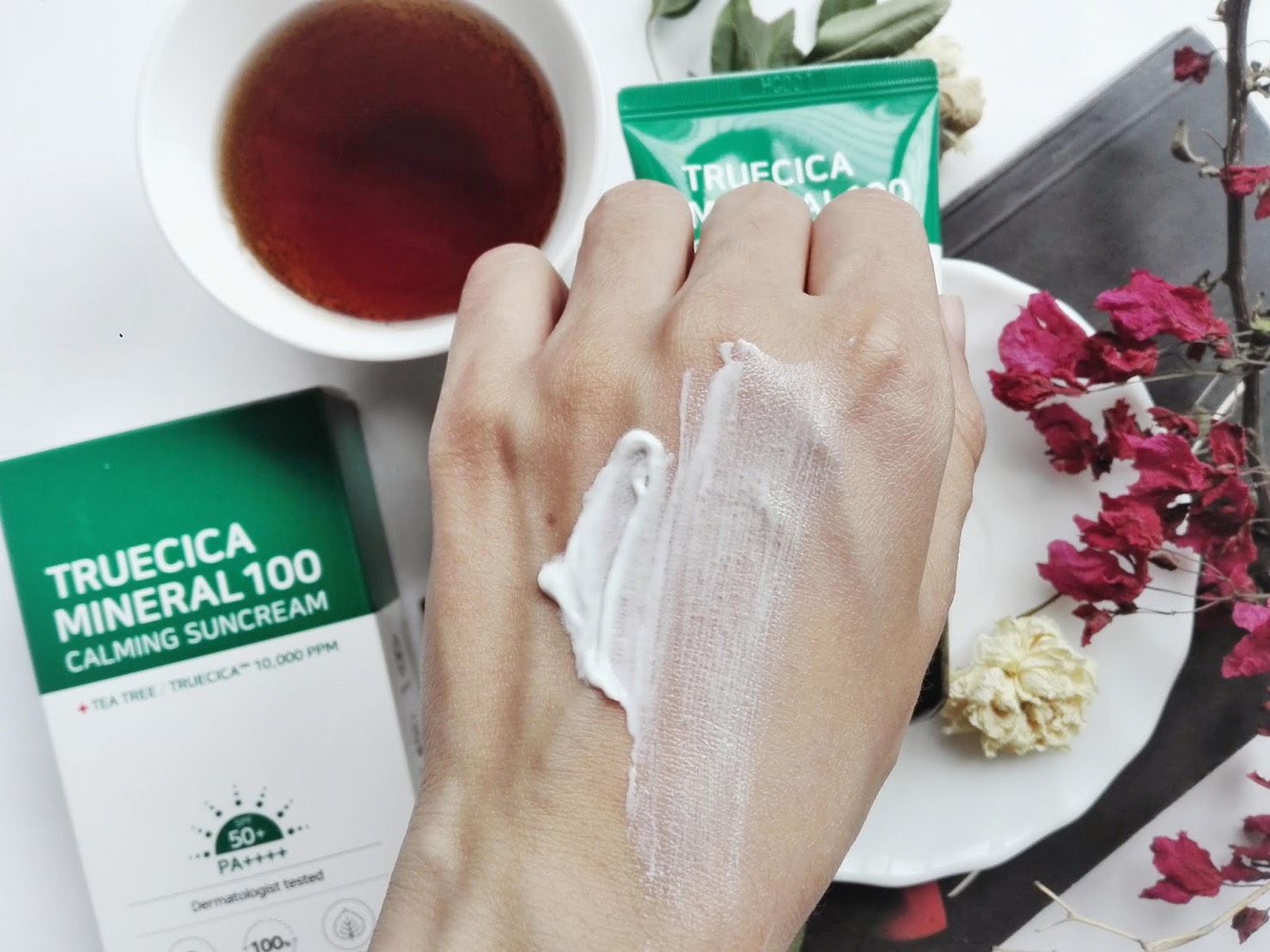 Review Some By Mi Truecica Mineral 100 Calming Sunscream Sunscreen Untuk Kulit Sensitif The A Word