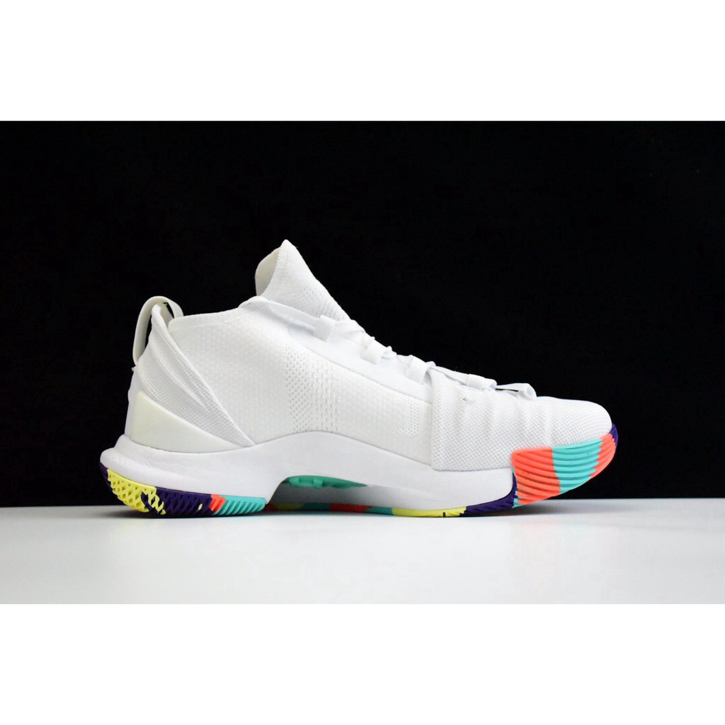 low top basketball shoes 2018