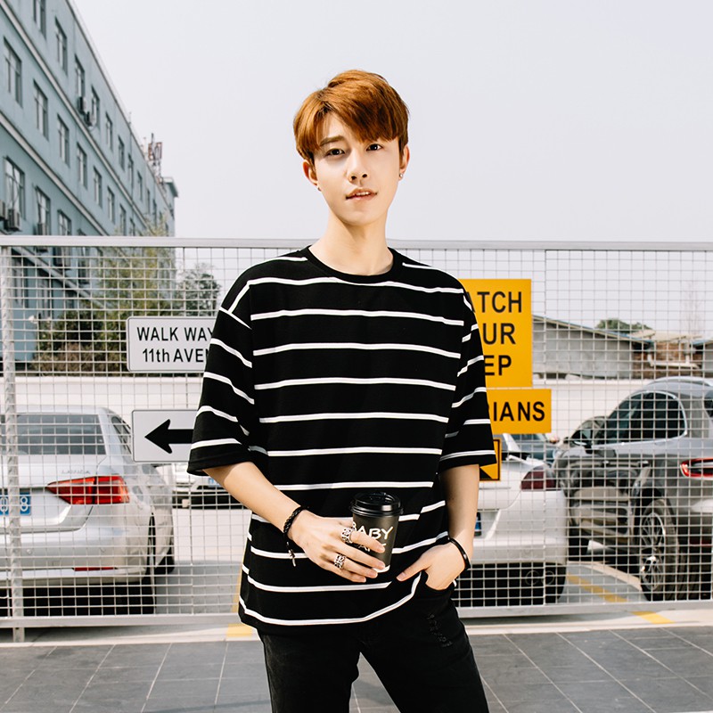 Summer Mens T-Shirt Short Sleeve Loose Stripe Fashion Shirt Casual